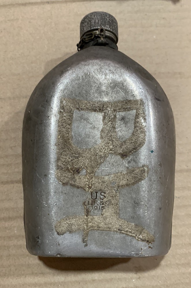 Original WWI US Military Canteen 1918 Dated