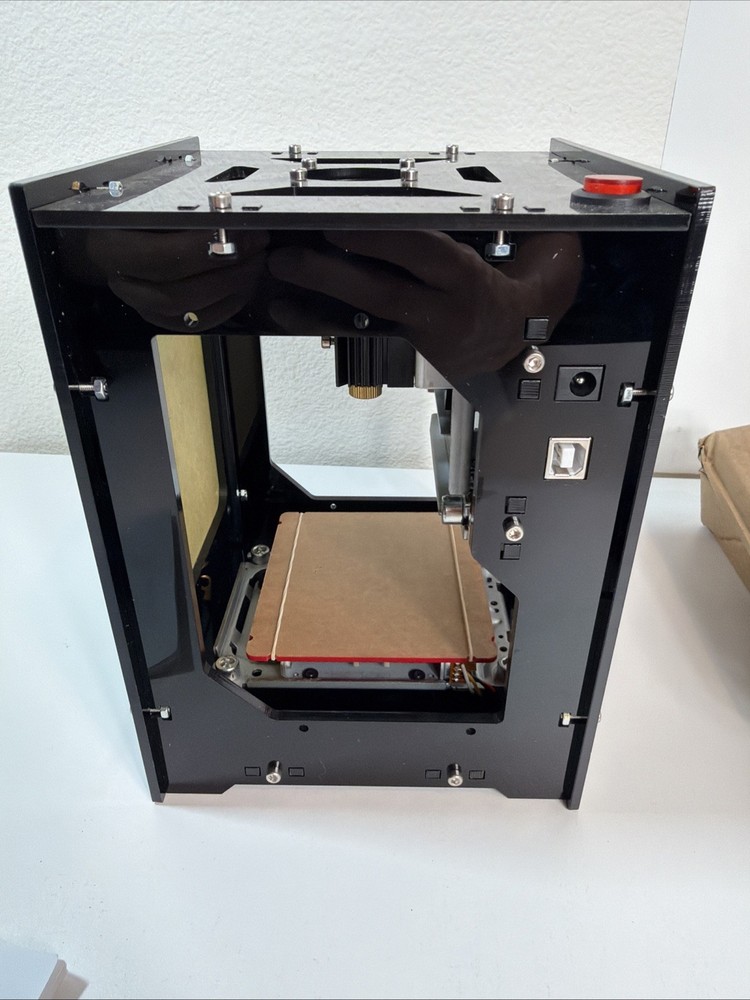 Small Laser Engraving Machine 6x8 IN With Some Testing Samples