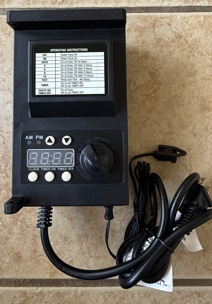 Malibu 200W Power Pack with Sensor Landscape Lighting Transformer (No Shield)