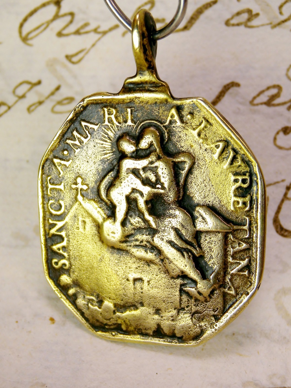 ANTIQUE 17TH CENTURY ST. MICHAEL MOTHER MARY BABY JESUS LORETO PILGRIMAGE MEDAL