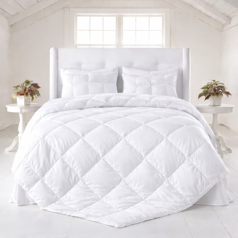 BrylaneHome 200 Thread Count Cotton Comforter - Full/Queen, White