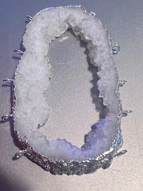 Geode Hanger
