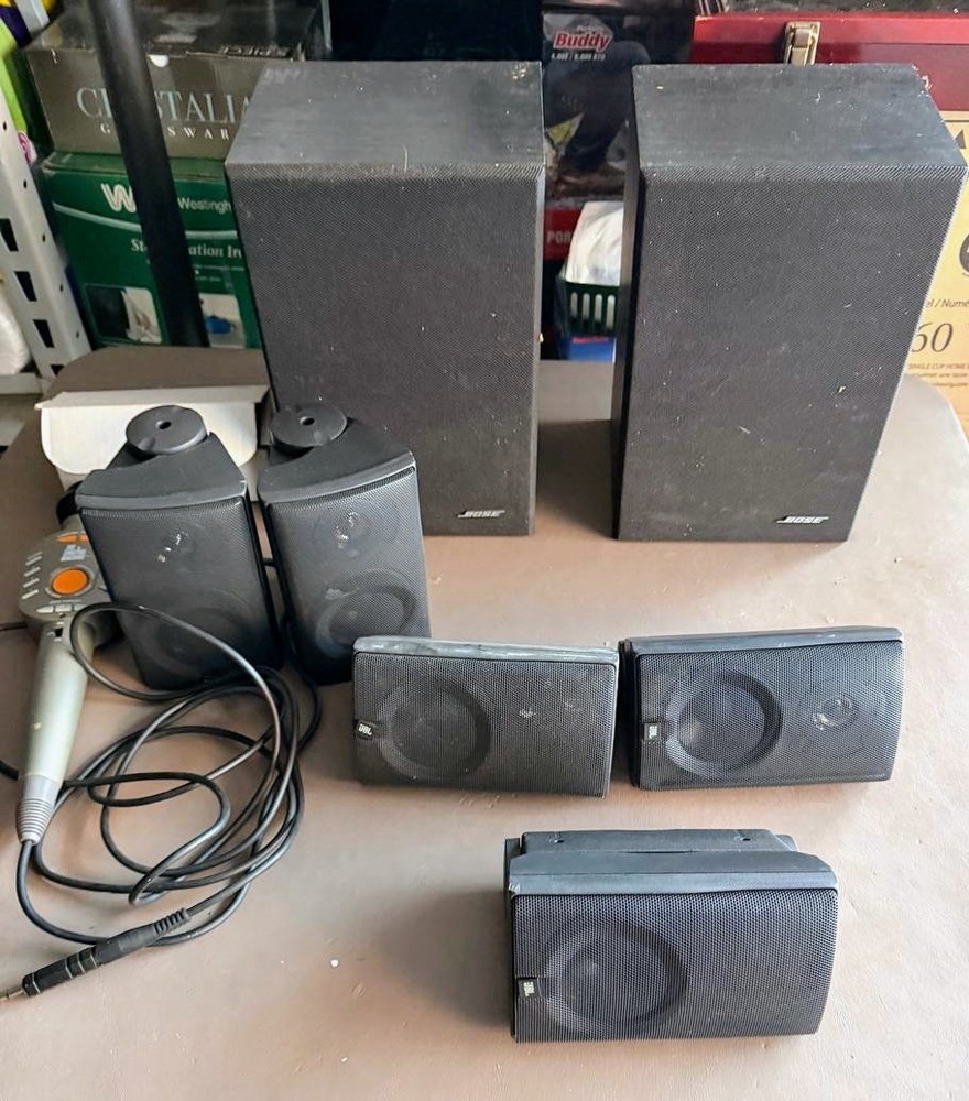 🔊 Speaker Bundle + Karaoke Microphone – Great for Home Audio