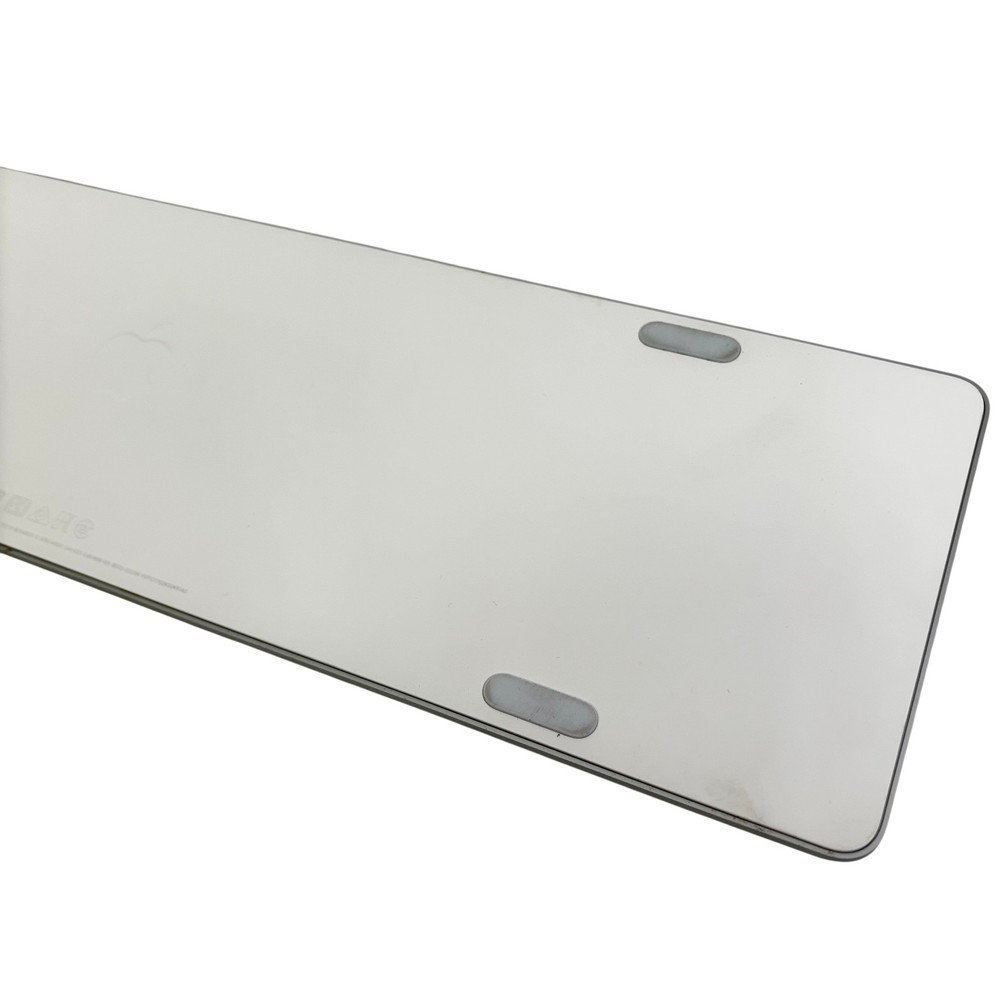 Apple A2520 EMC 3957 Wireless Bluetooth Magic Keyboard