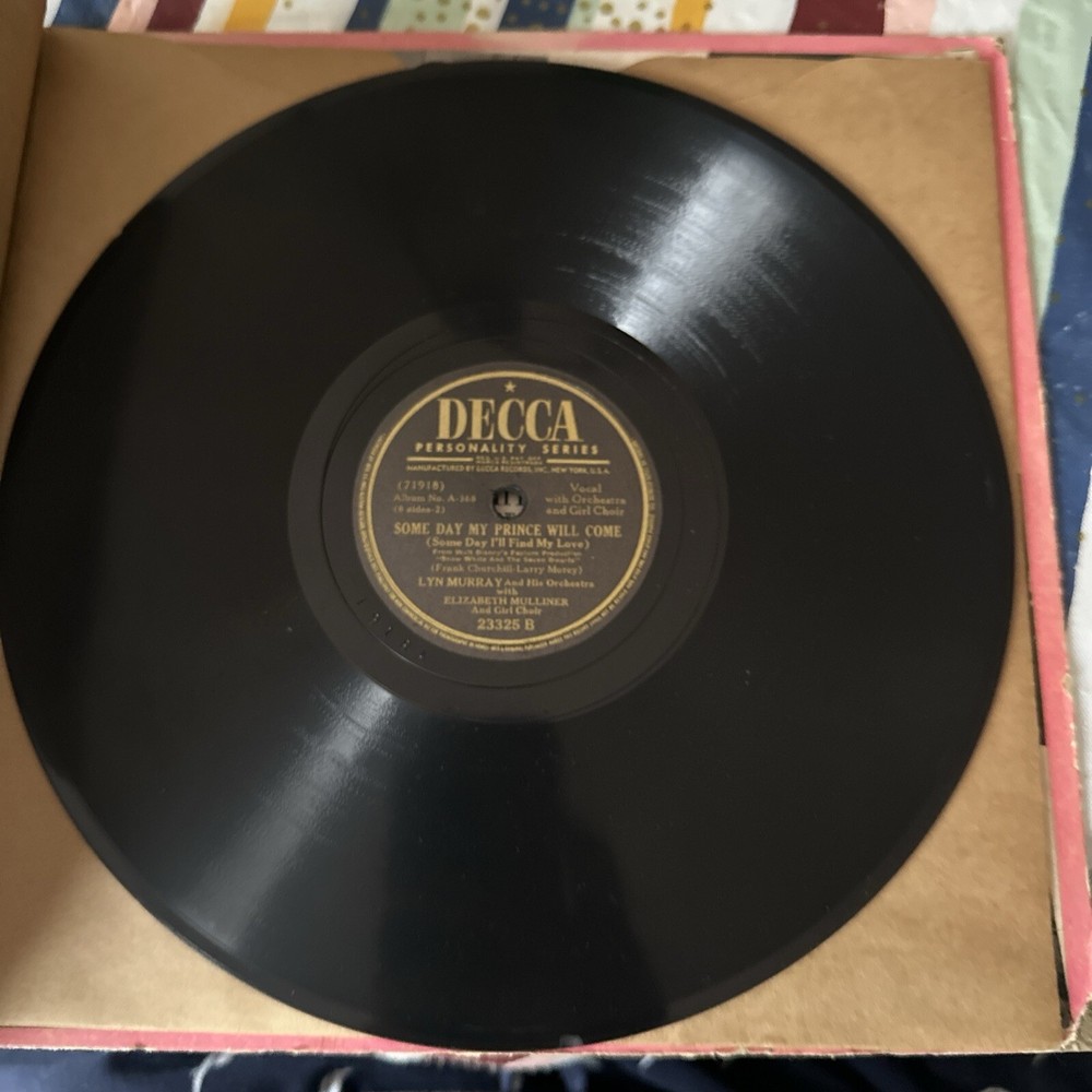 Crosley Stereo Turntable-WHITE