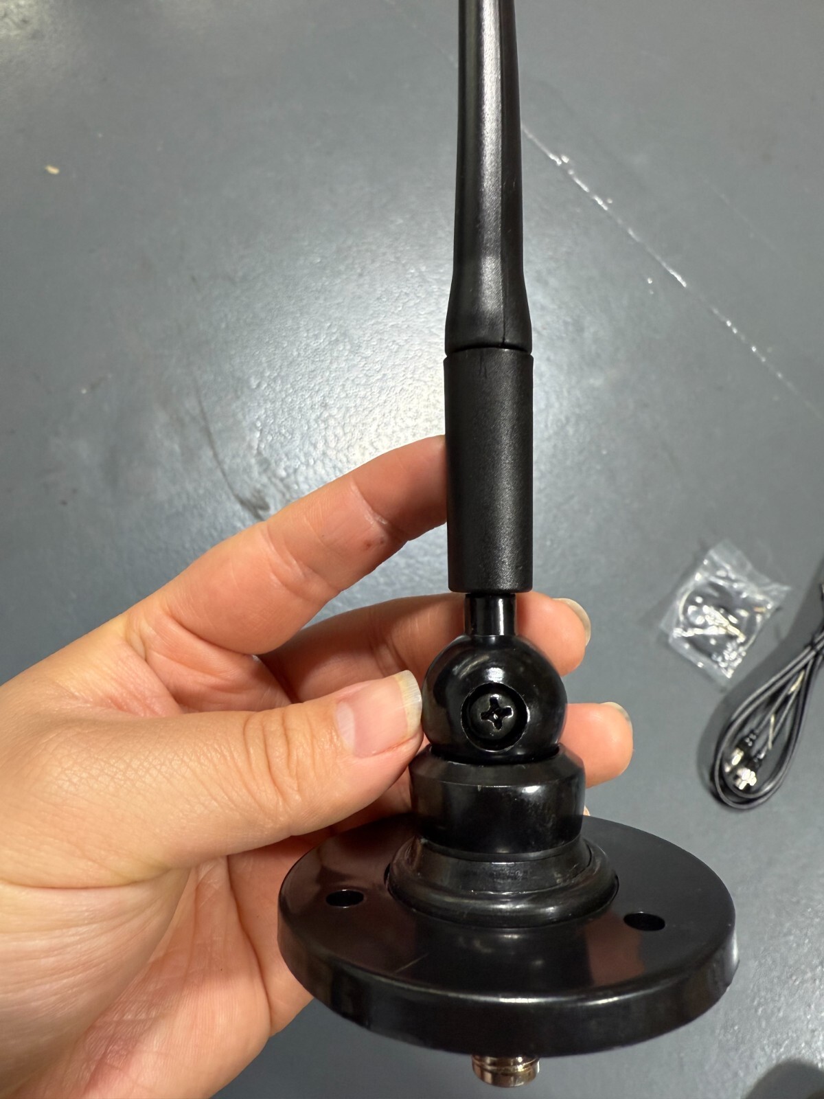 Magnadyne AM/FM Recreational 15" Rubber Antenna, Model RV73