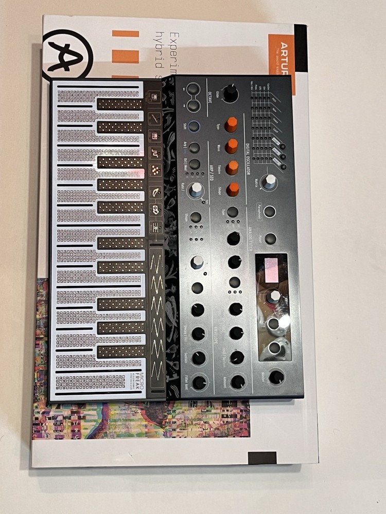 Arturia MicroFreak Synthesizer