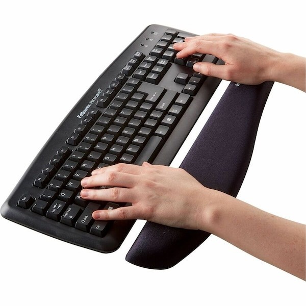 Fellowes 9252101 Wrist Rest, Black
