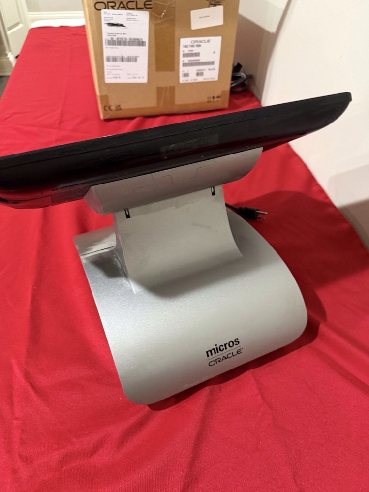 Oracle Micros Workstation 6 POS w/ Stand