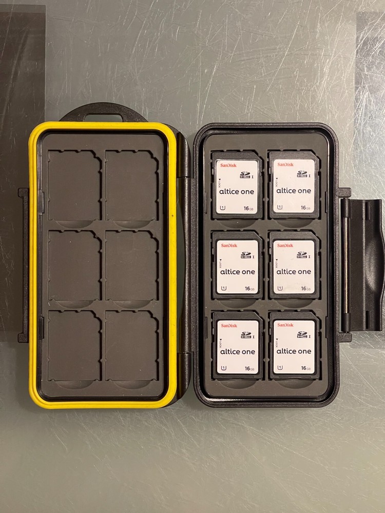 12 SD Memory Card hard Case