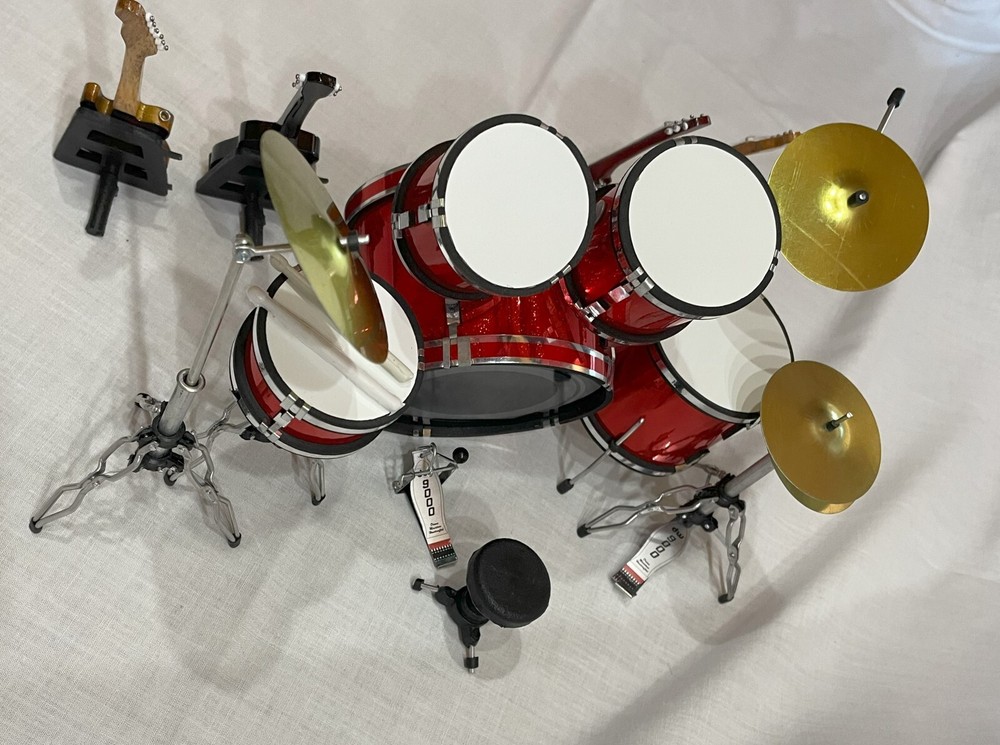 MINIATURE DRUM & GUITAR SET - EAGLES #3