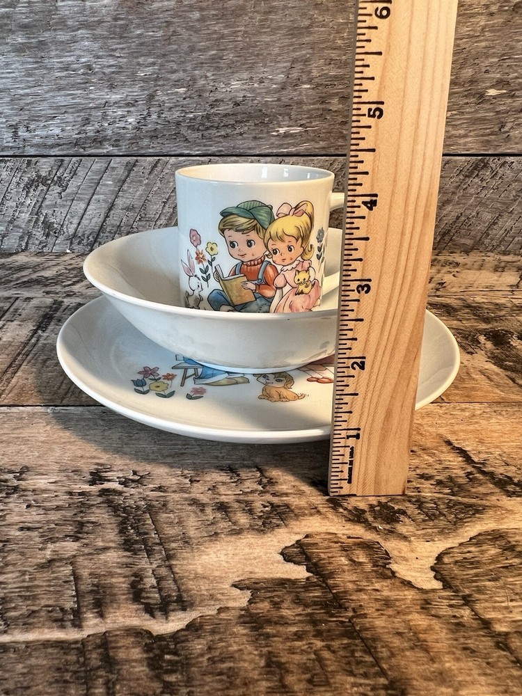 Three Piece Juvenile Set Porcelain Ware Kitchen Decor