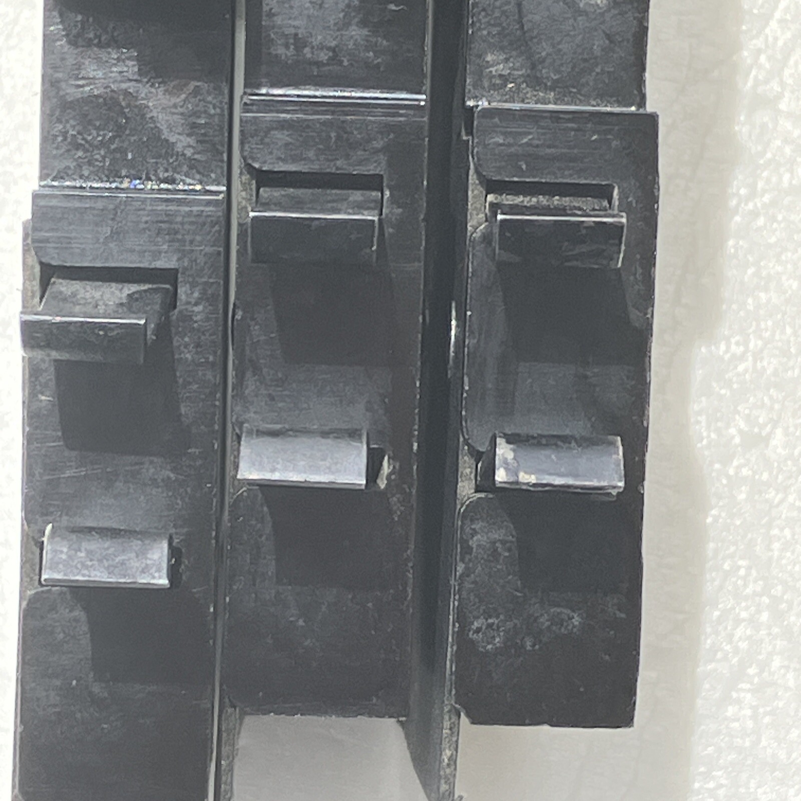 XO120 20 Amp Single Pole 20A 120V Circuit Breaker Square D / Cutler Hammer USED