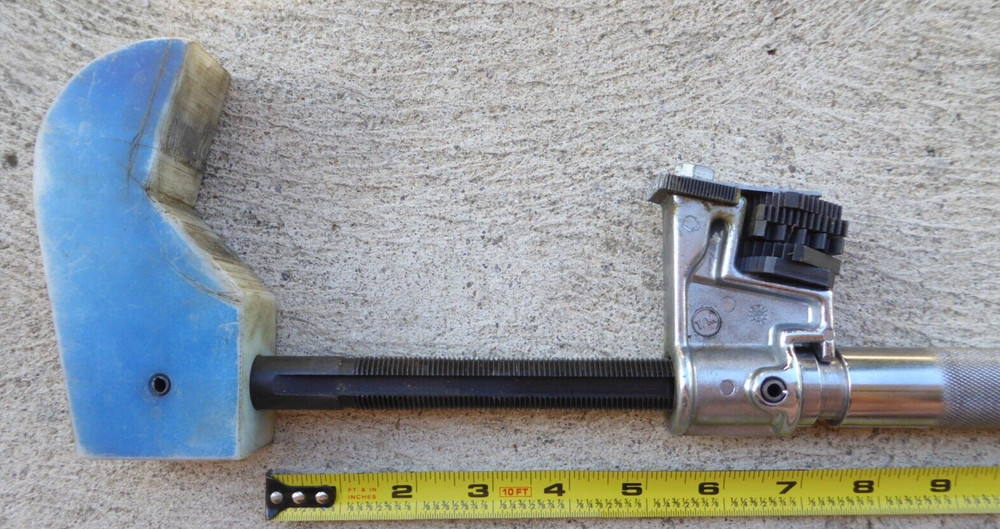 POWER TEAM 7402 Universal Outside Thread Chaser