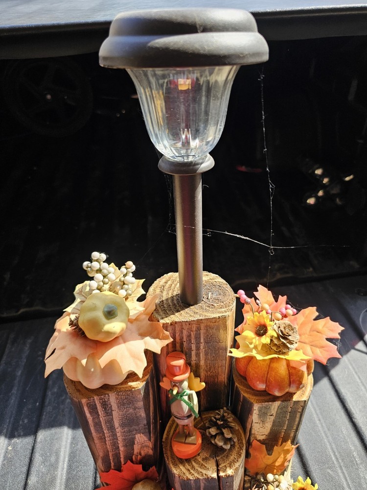 Wooden decor With Lighted Solor Light Fall Themed