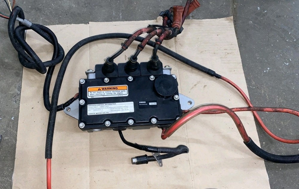Yamaha LS2000 LS 2000 GP 1200 65U GP1200 electrical box CDI ECU ECM control unit