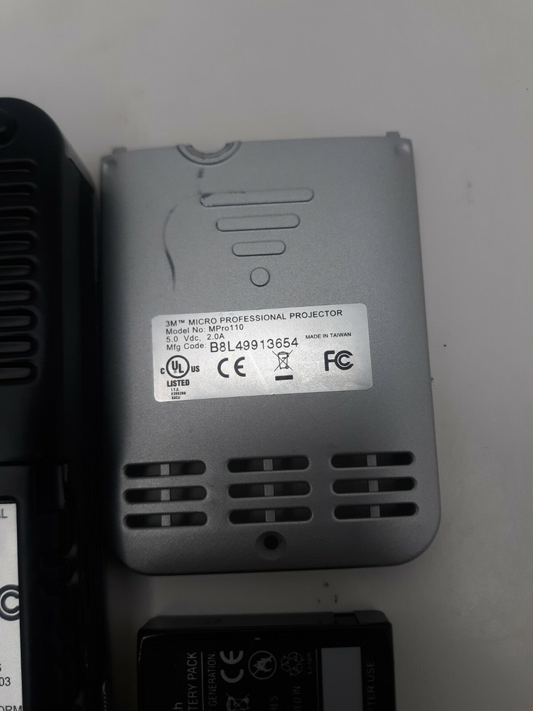 3M Micro Professional Projector Mpro110 "For PARTS ONLY"