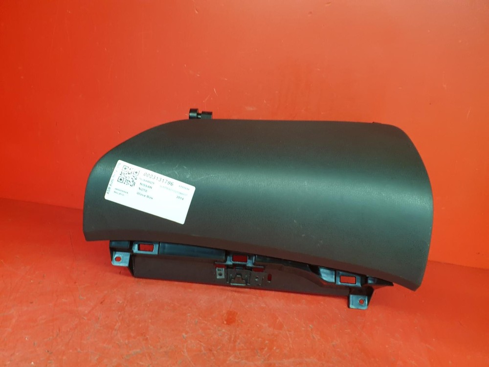 NISSAN NOTE GLOVEBOX 2014