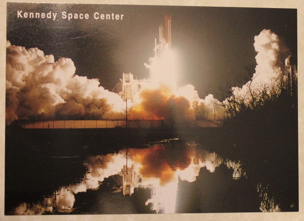 NASA COLLECTORS CHALLENGER SPACE SHUTTLE POST CARD S