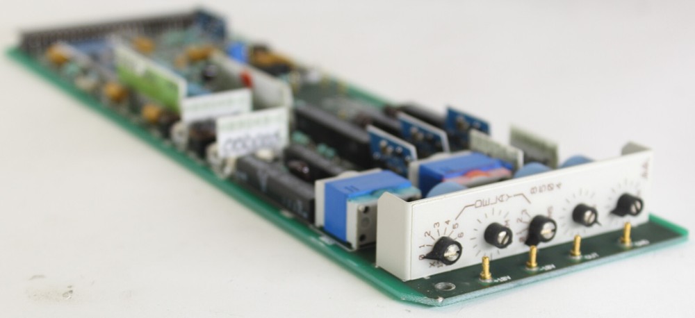 GVG Delay DA Model 8504 066550 Analog Video Delay Distribution Amplifier