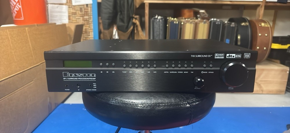 Bryston SP1.7 7-Channel Surround Processor/Preamp Rack Mountable Black XLR RCA