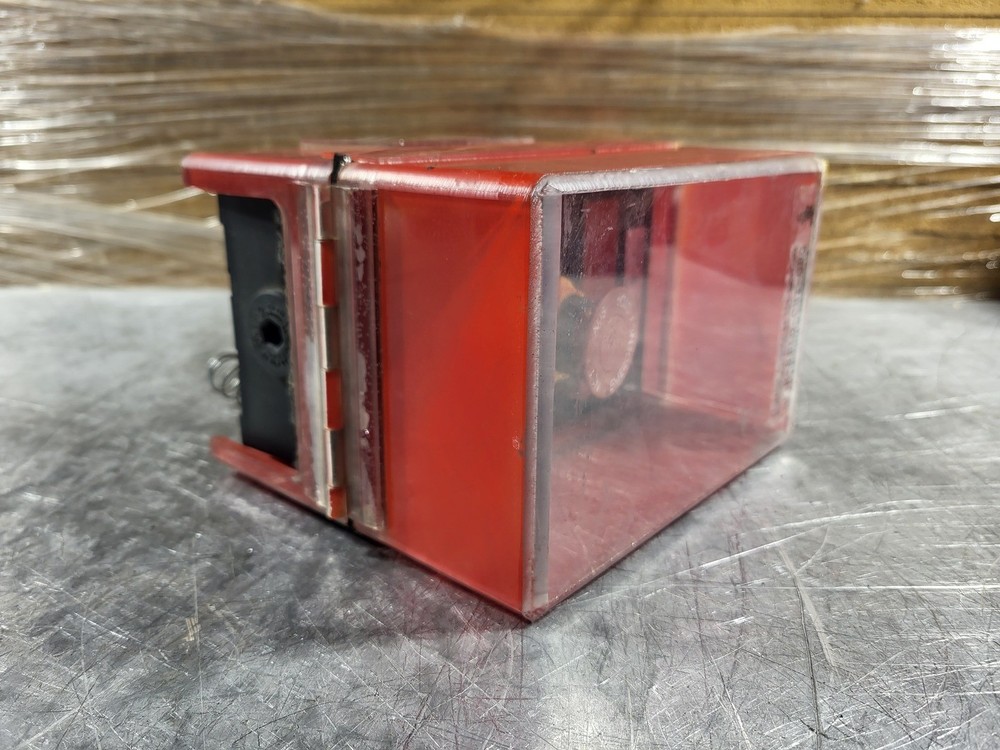 COOPER GHG43 6A, 400V, Control Switch – Safety Equipment