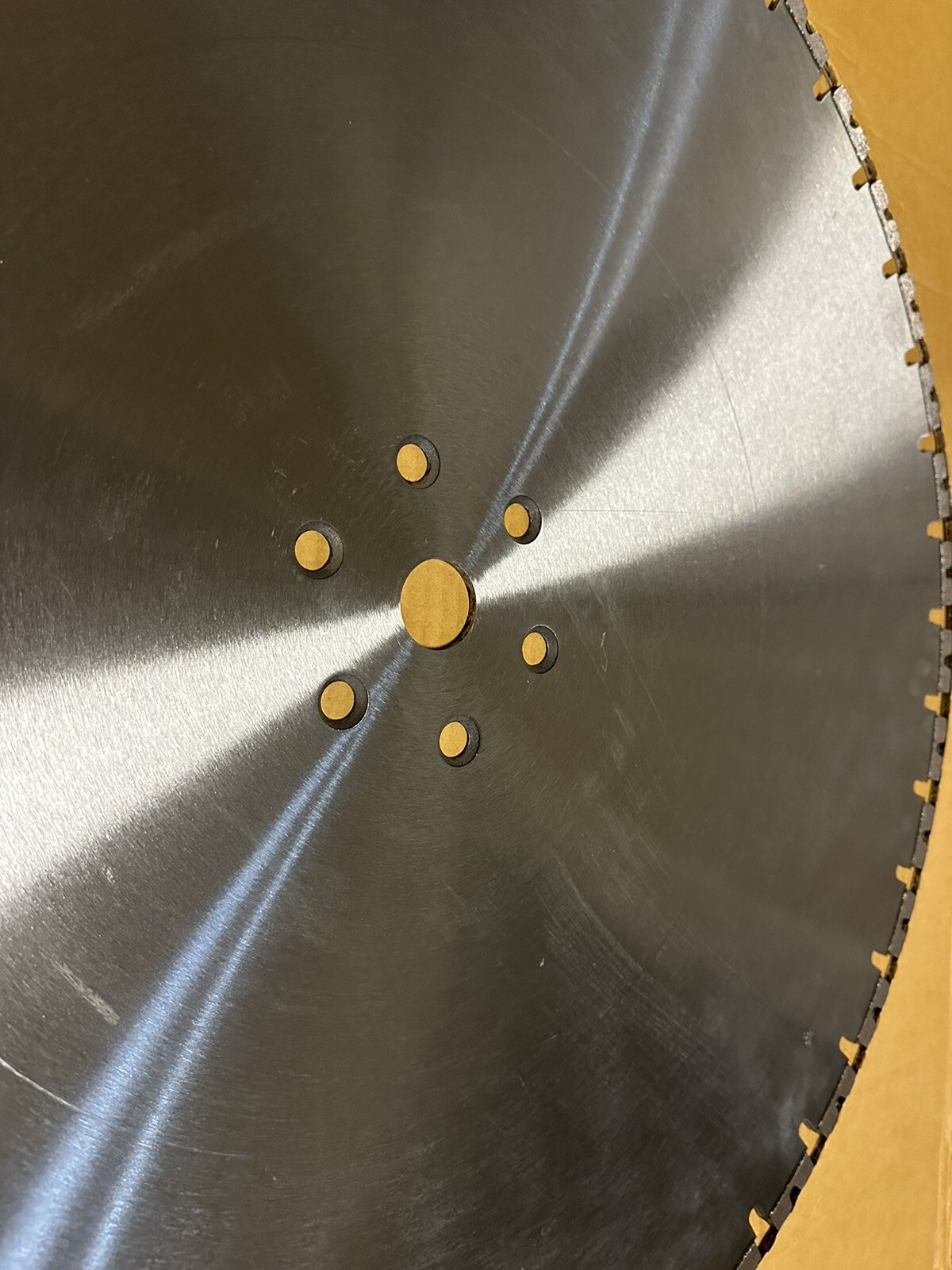 30 Inch High HP Diamond Wall Saw 1-3/8" Arbor Blade with Pentruder Bolt Pattern