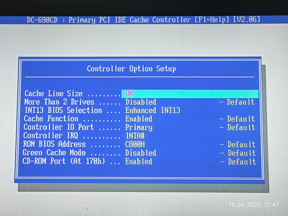 PCI IDE Caching Controller TEKRAM DC-690CD with Harris 80C286 20 MHz CPU + RAM