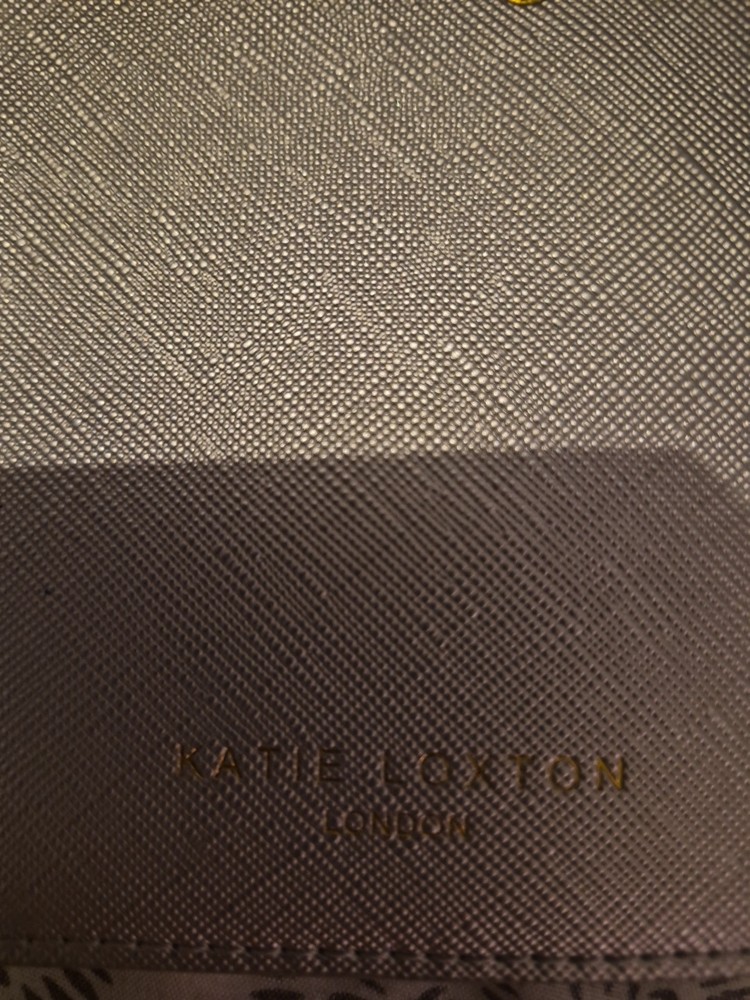 “katie Loxton” Passport Holder