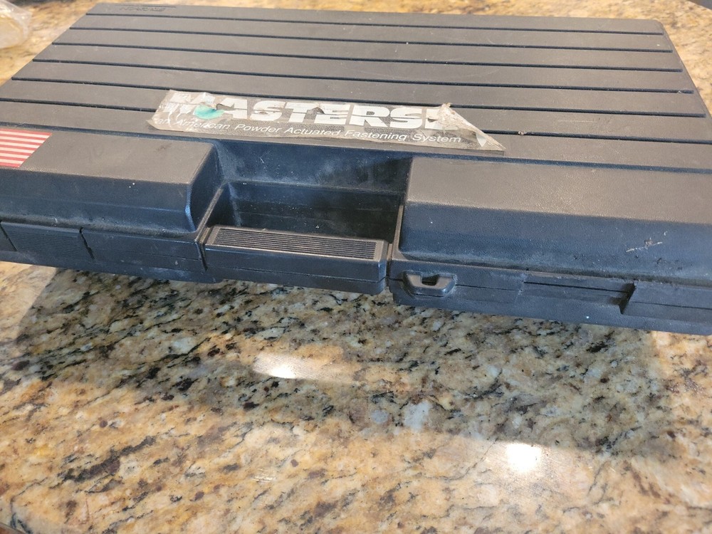 Master Set System 3 - 0.22 Caliber Powder Actuating Tool w Loads Fastener Case