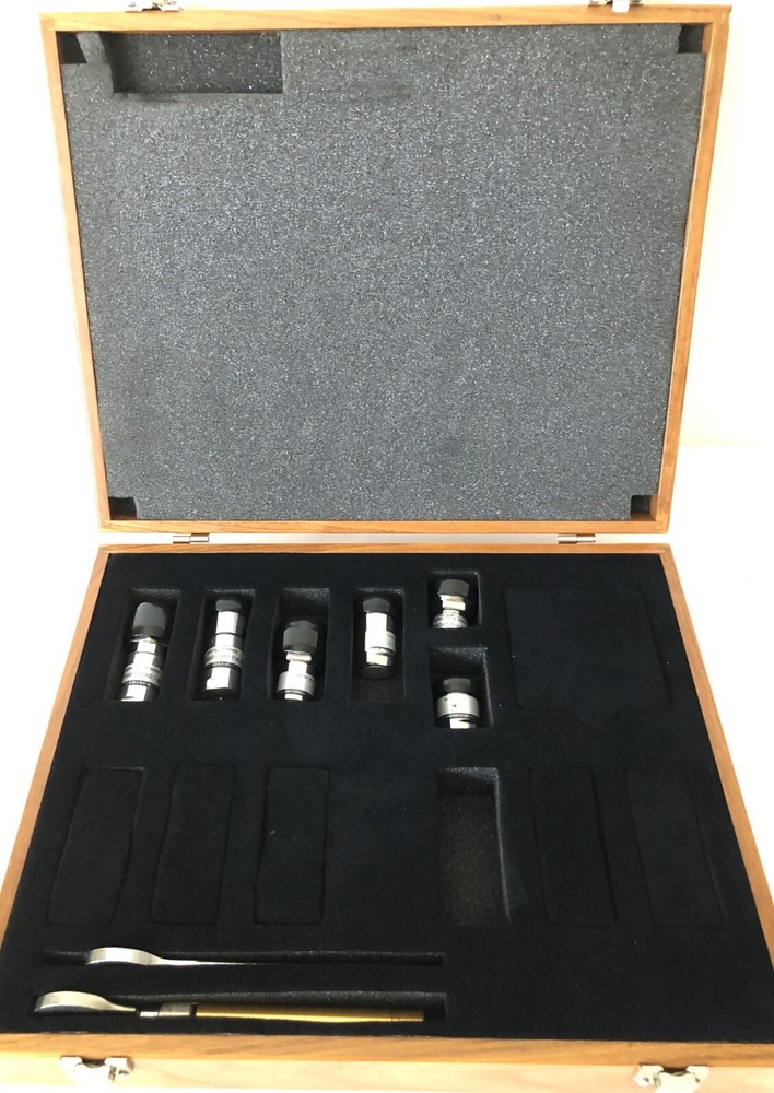 Keysight Agilent 85038A DC to 7.5GHz 7-16 Standard Mechanical Calibration Kit
