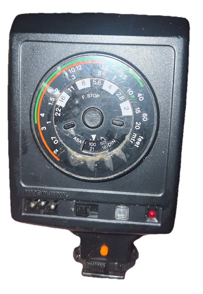 Lenmar Model 50 FTB Electronic Flash Unit for 35mm Cameras Untested