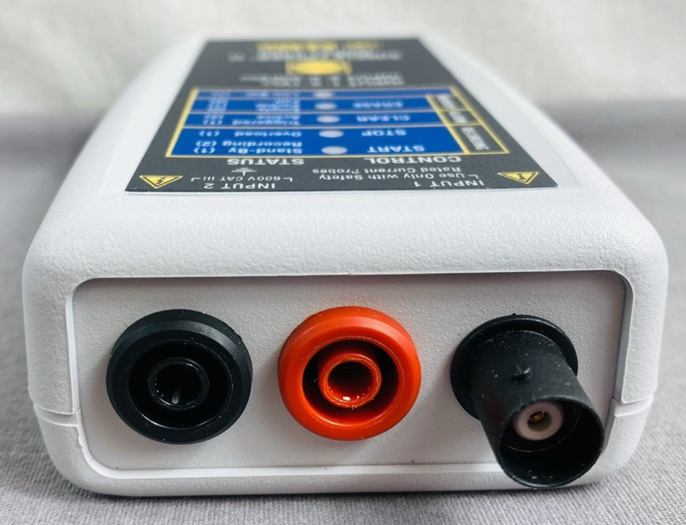 AEMC Instruments L562 - 2-Channel Voltage and Current Simple Logger II.