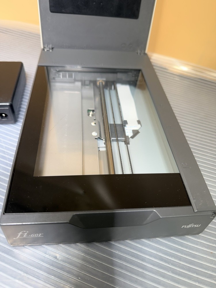 Fujitsu fi-60F Compact Mini Flatbed A6 Size Desktop Scanner, scratched glass
