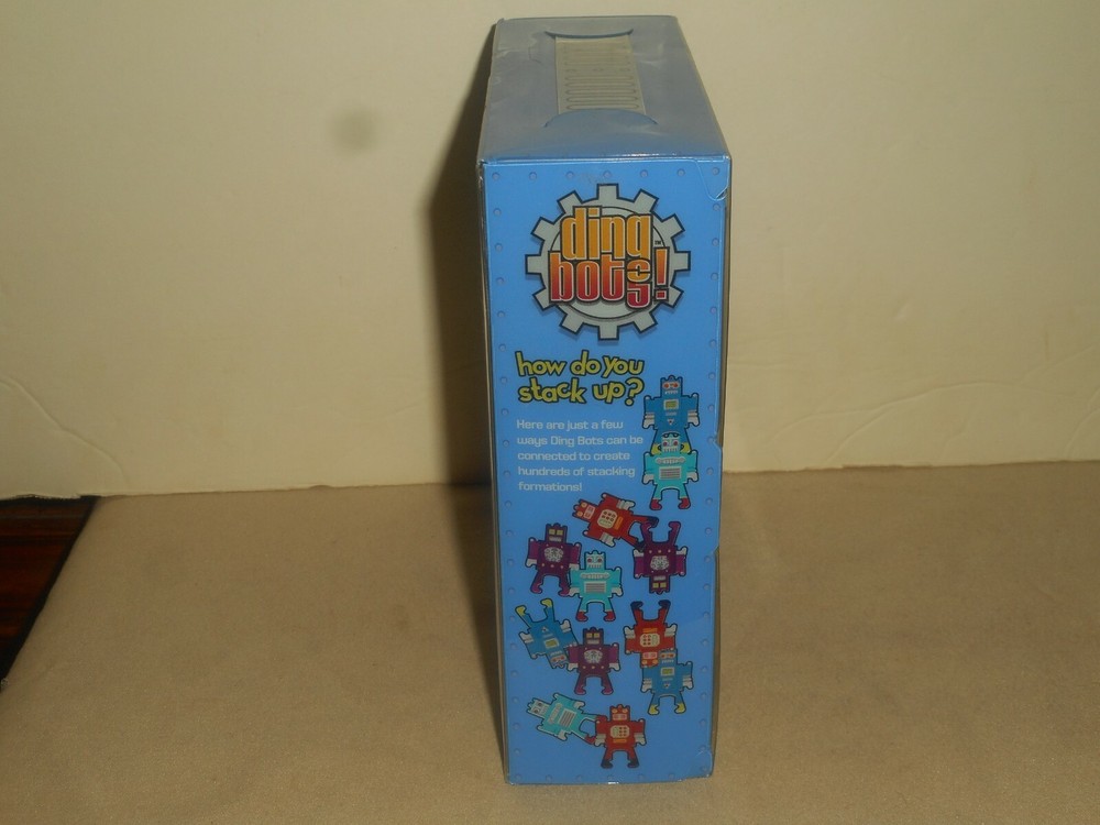 CLUB EARTH DING BOTS Stacking Robot Toys 8 pc. Outer Space 3" Nos