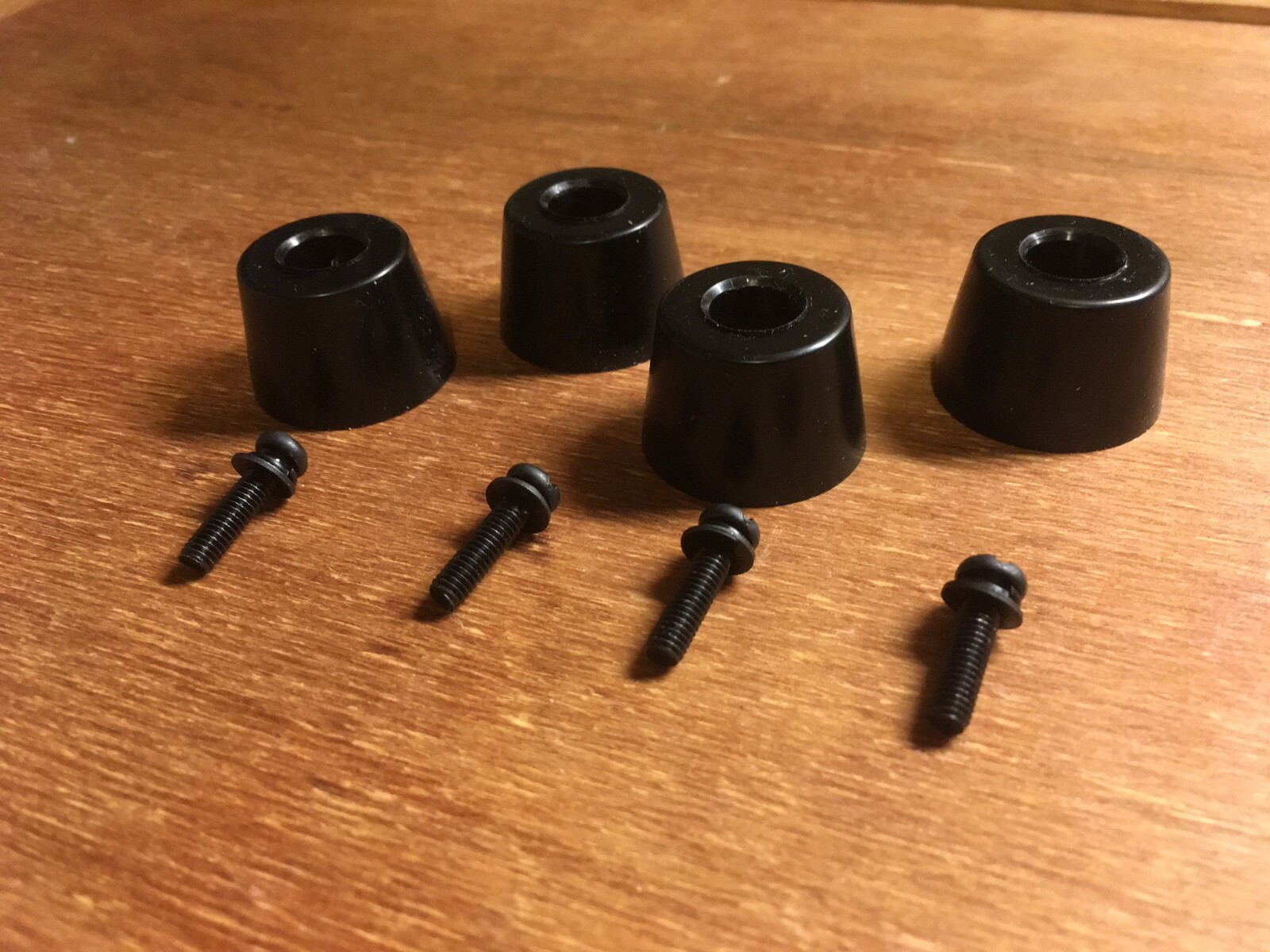 (4) Marantz Rubber Feet W/Screw Receiver part/2220,2270,2225,2226,2230,2250,2252
