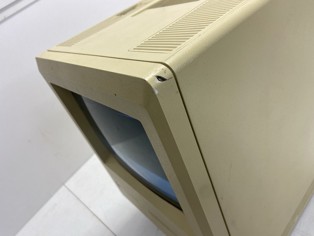 Apple Macintosh Plus 1MB Vintage Computer (PARTS ONLY)