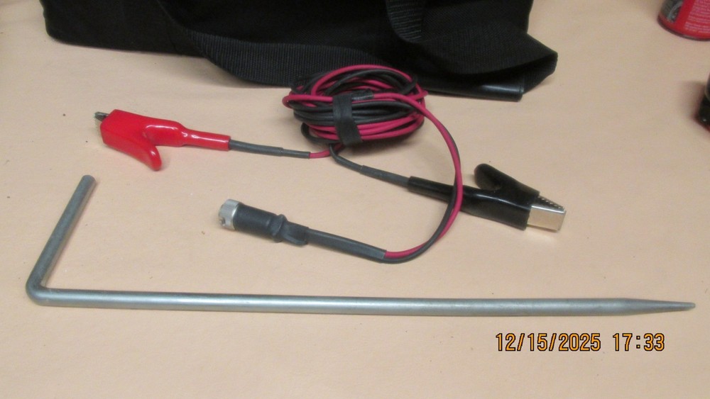 Rycom transmitter 8869 with leads and ground spike + case