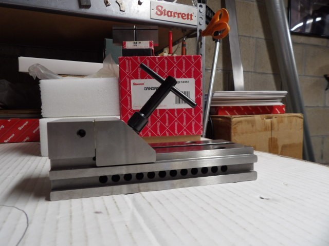 STARRETT #581 Precision Grinding Vise W/581V Angle Block NEW