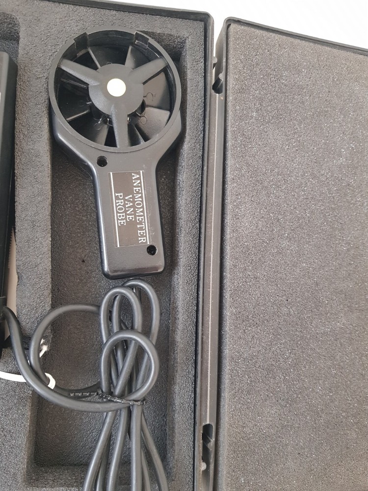 Digital Anemometer Lutron AM-4201