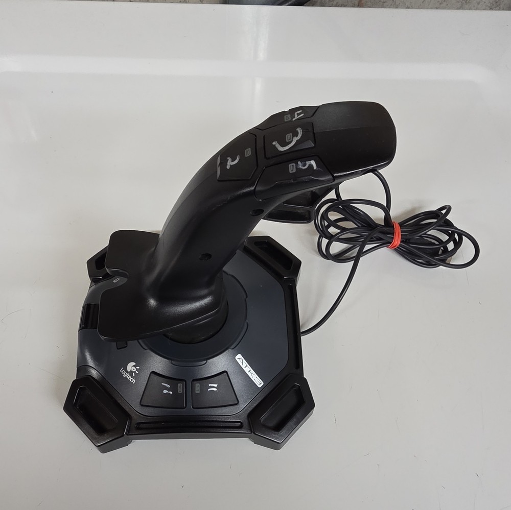 Logitech Attack 3 Joystick 11 button Black USB J-UG18