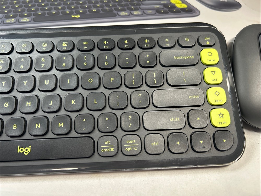 Logitech POP ICON COMBO Compact Wireless Bluetooth Keyboard and Mouse