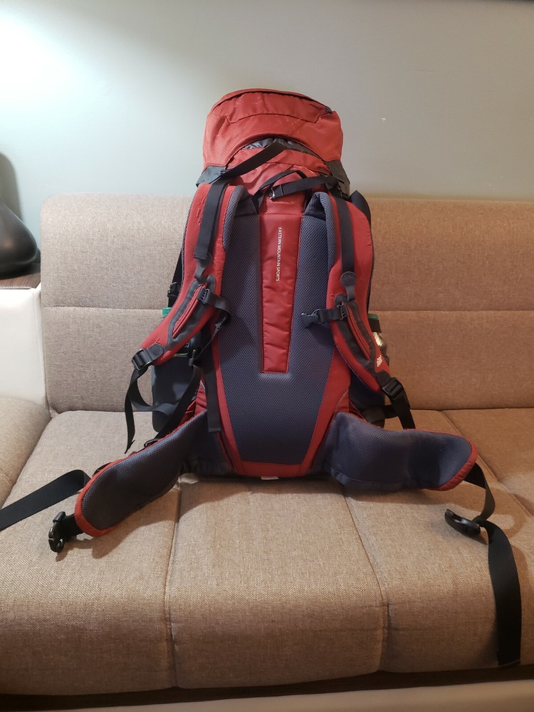 EMS EASTERN MOUNTAIN SPORTS High-Quality Internal Frame Backpack