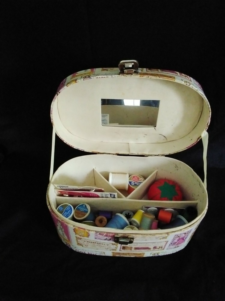 MCM 4 Compartment Sewing/Makeup Case With Thread. Lidded with snap catch closure
