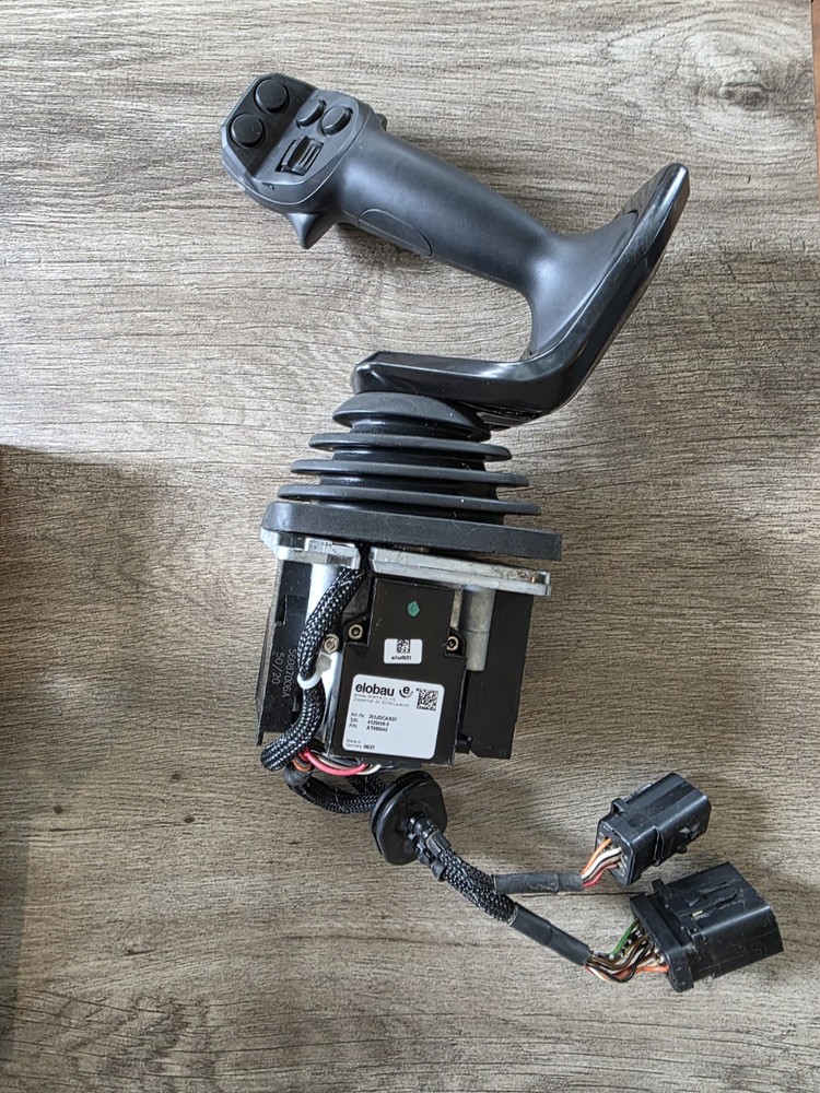 AT480445 John Deere Multi Function Controller