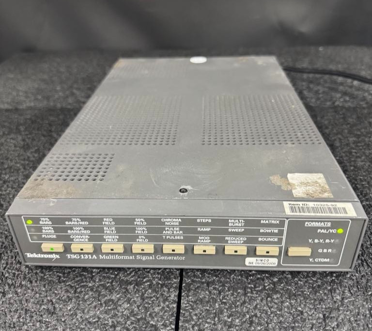 Tektronix TSG131A Multiformat Signal Generator