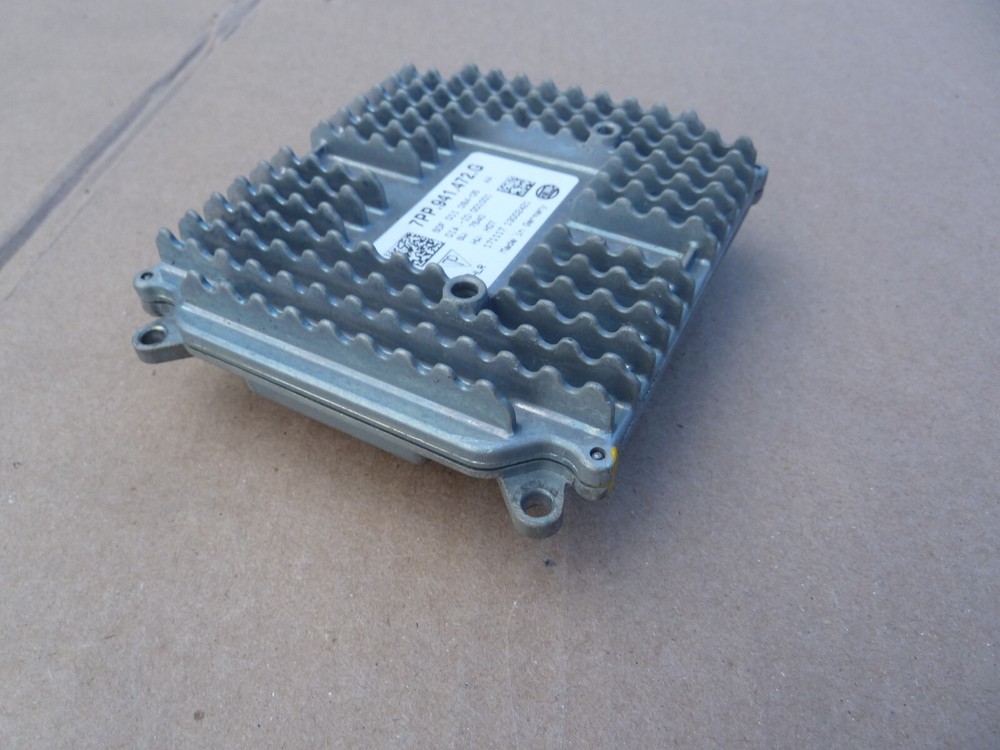 Lamborghini Huracan Headlight Ballast Control Unit Module Computer ECU Porsche