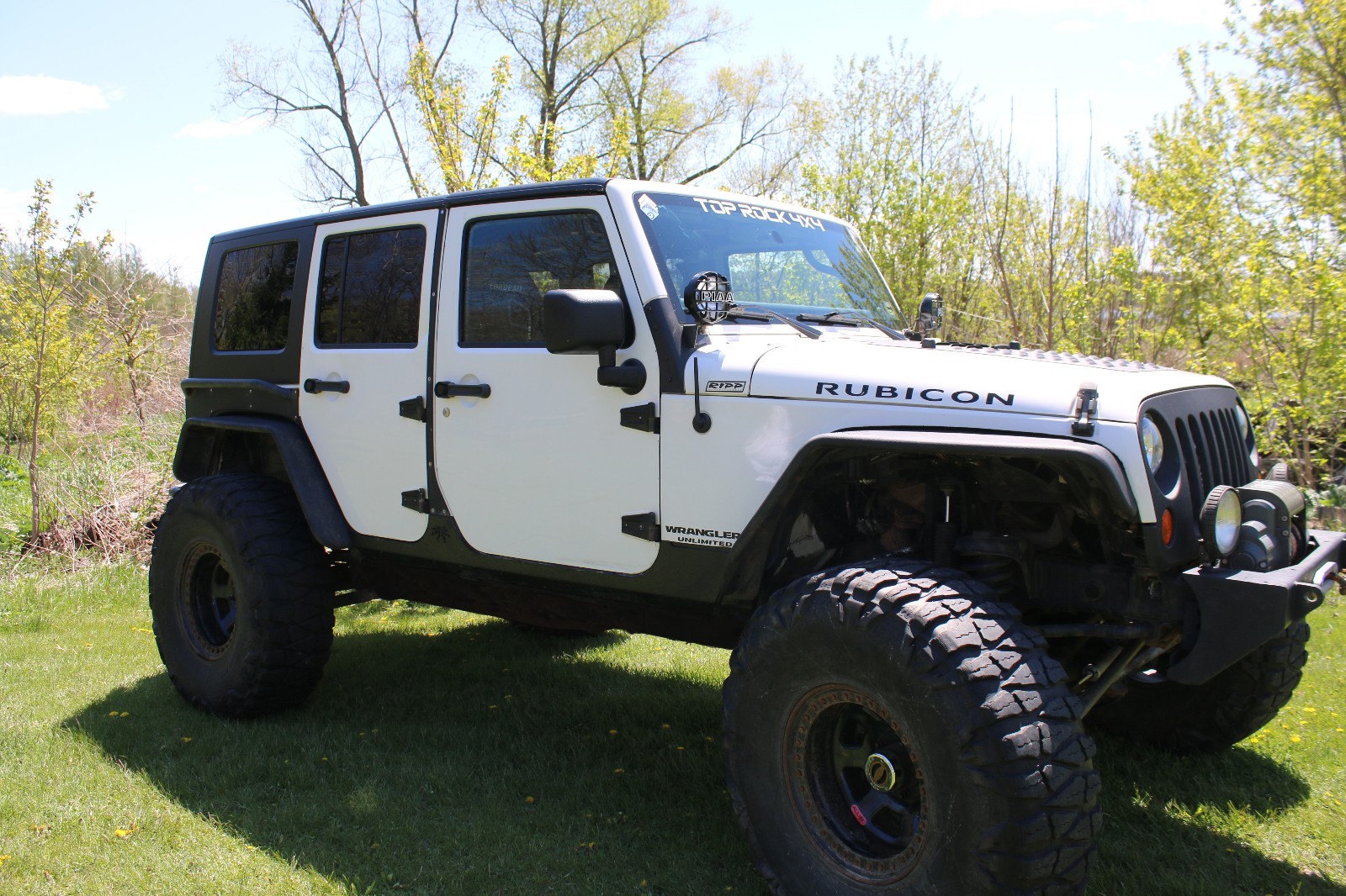 **THE ORIGINAL** 6 3/4" ANTENNA MAST - FITS: 2006-2024 Chevrolet Silverado 1500