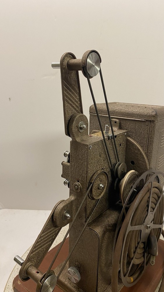 Antique 8mm Keystone Eighty Projector Tested W/Carrying Case