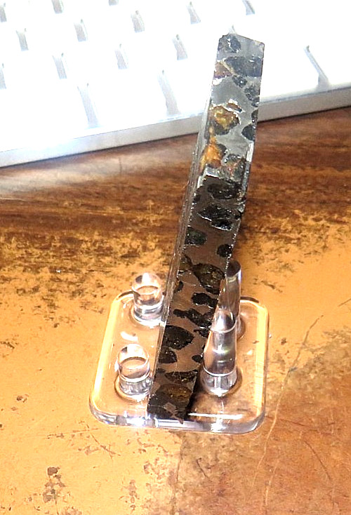 86 gm SERICHO pallasite Meteorite SLICE f/ Kenya stand olivine 6 sides